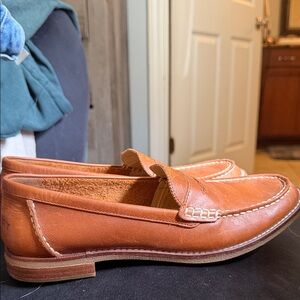 SPERRYS Classic Tan Leather Loafers